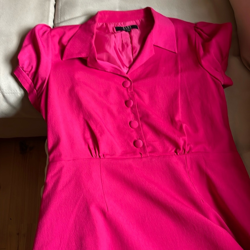 Fiusha dress 👗very fresh and beautiful color,must catch eye 👁️ on you.